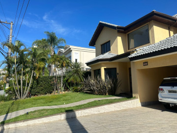 Casa em Condomínio - Aluguel - Tamboré - Santana de Parnaíba - SP